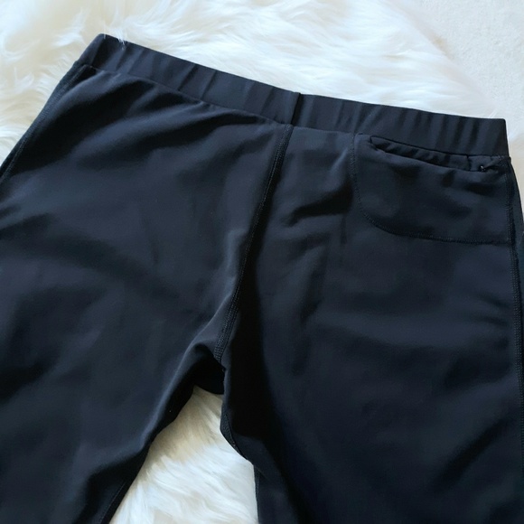 Victoria's Secret VSX Gray Stretch Workout Pants - Picture 4 of 8